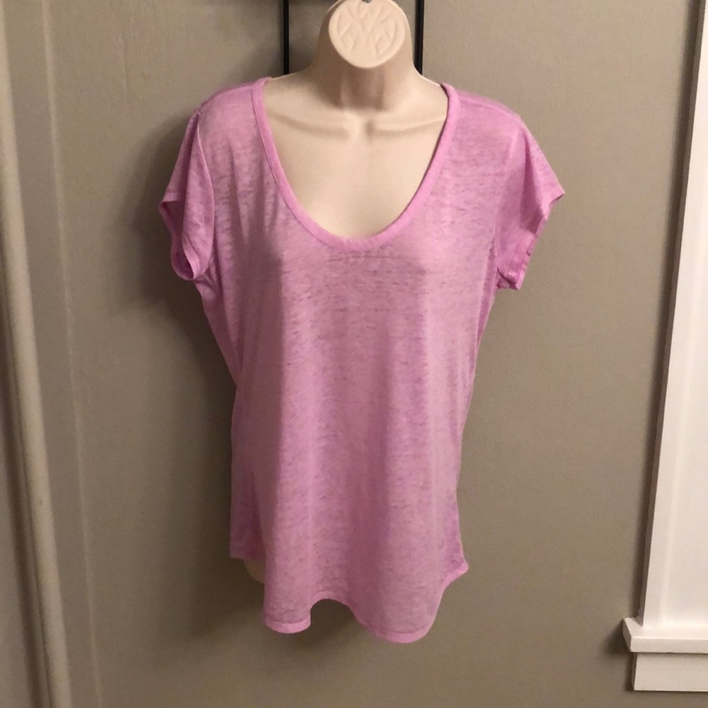 Athleta pink lightweight t-shirt Sz M